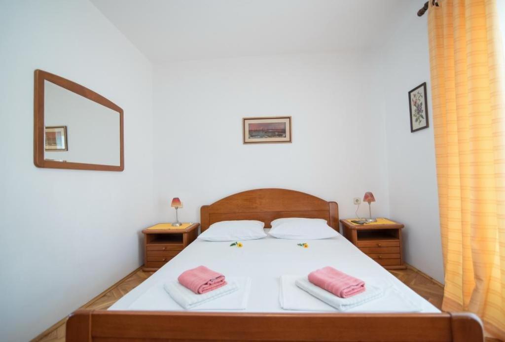 Apartments Natasa Supetar Dış mekan fotoğraf