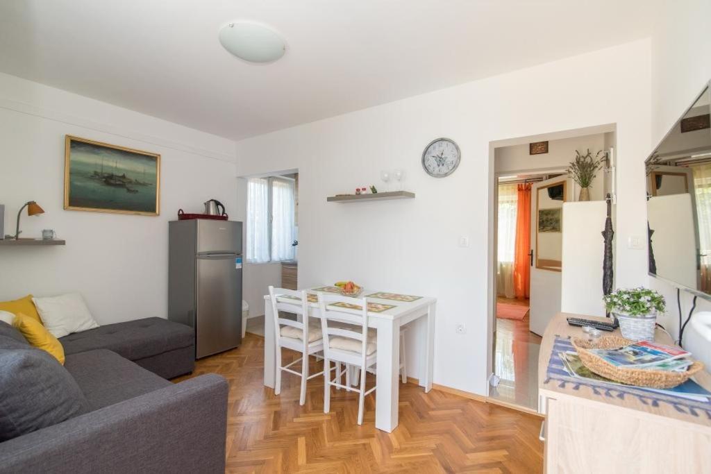 Apartments Natasa Supetar Dış mekan fotoğraf